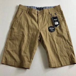 NWT $45 Men’s AERO Stretch Reflex Twill Classic Shorts Flat Front 9.5” Inseam 36